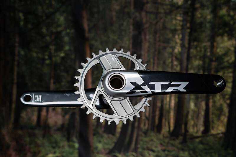 シマノ　XTR Di2 FD&SW 61amxDysWHL._UF1000,1000_QL80_.jpg